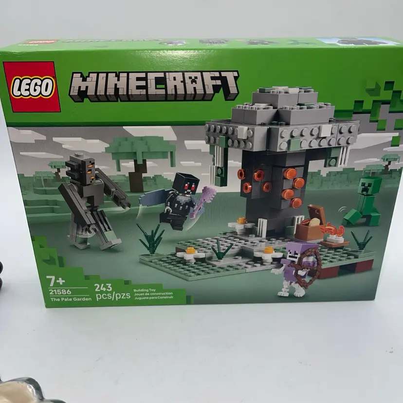Lego The Pale Garden  21586- Minecraft - New Sealed Box