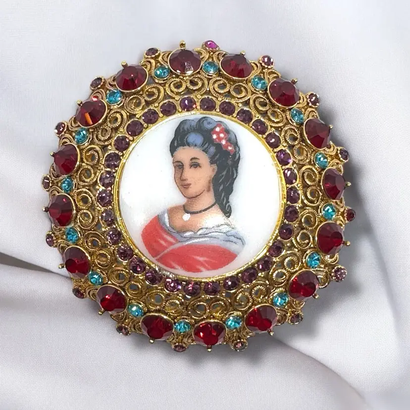 Joan Rivers Rhinestone Porcelain Portrait Brooch Large Vintage Victorian Red