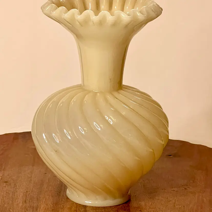 Fenton Glossy Yellow Swirl Vase