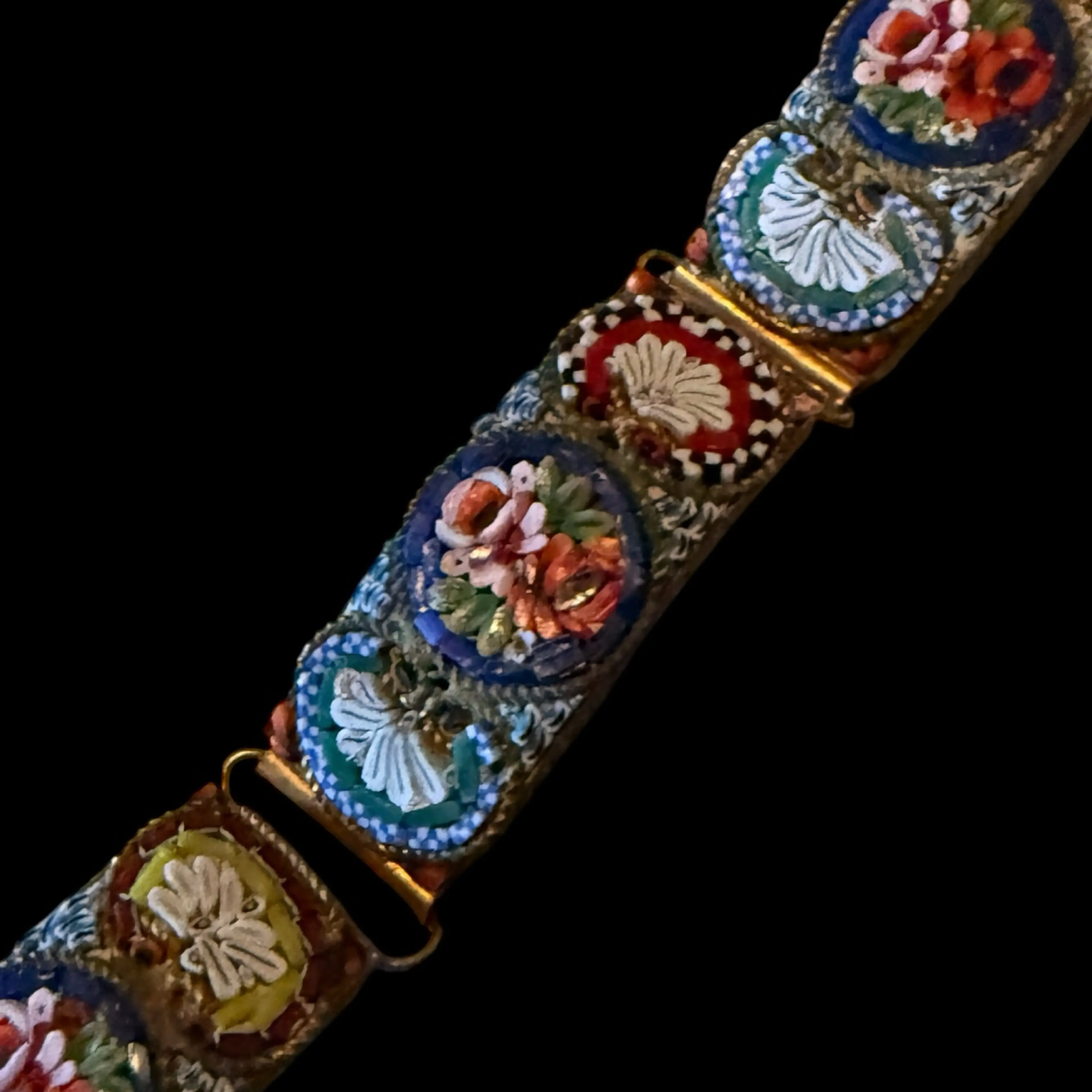 Image 2 of 6