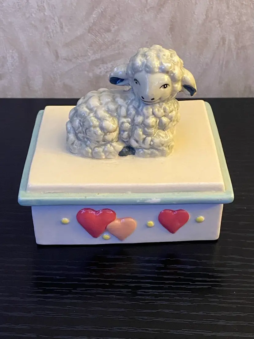 Vintage Lamb Ceramic Trinket Box “Jesus loves Me” With Hearts
