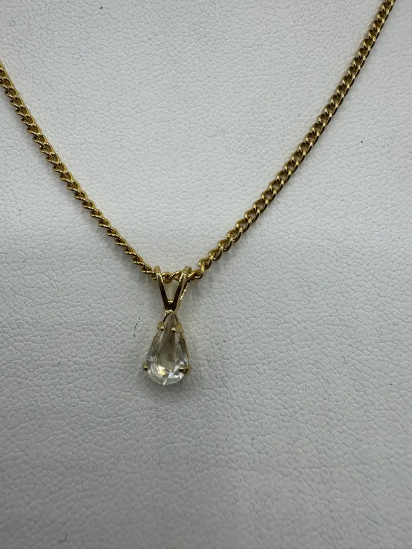 Vintage Sara Coventry Gold Tone Tear Drop Necklace