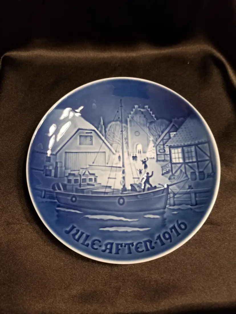 #227 Jule-Aften 1976 Christmas Welcome Plate