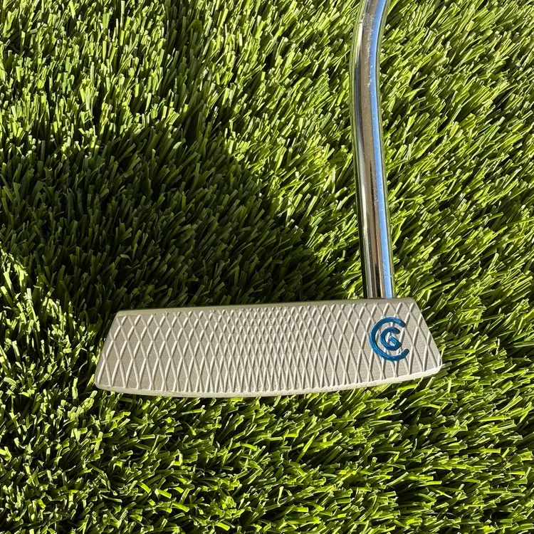 35” RH Cleveland Huntington Beach Soft 11 Putter