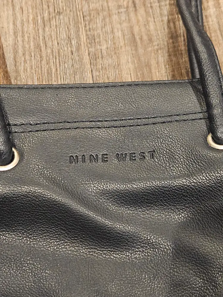 Nine West Vintage Purse Black Shoulder Straps Faux Leather Magnetic Snap Y2K