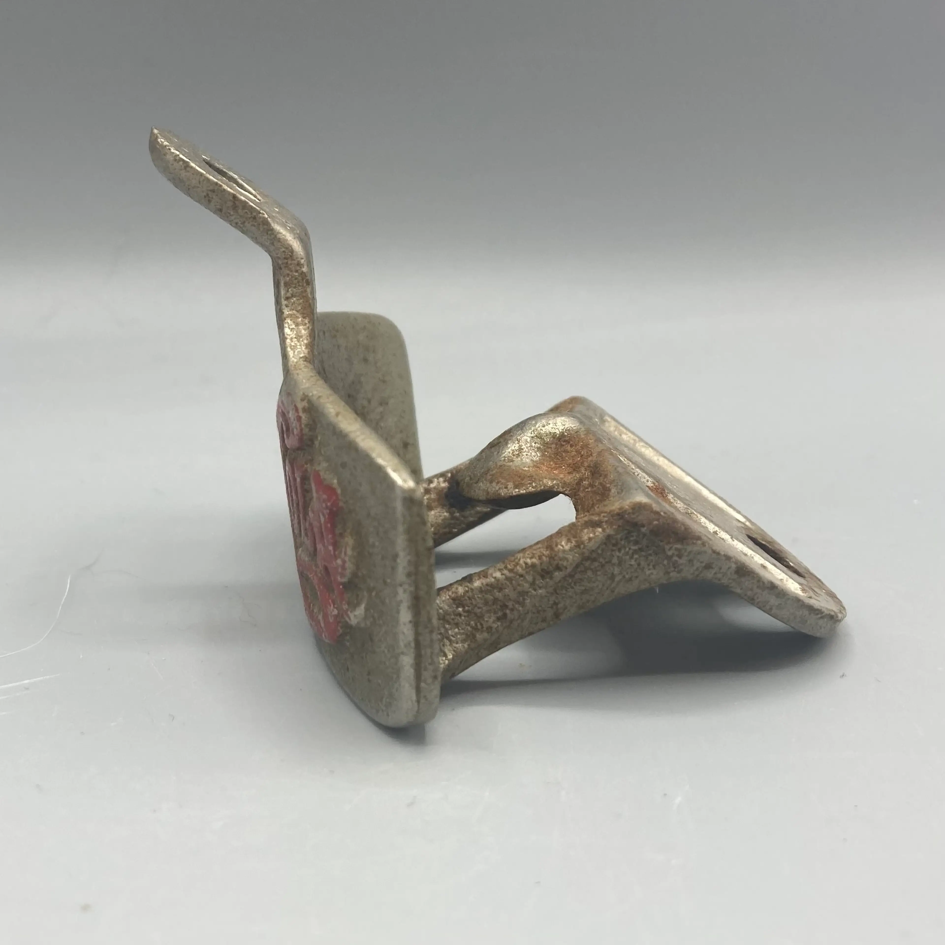 Image 4 of 9
