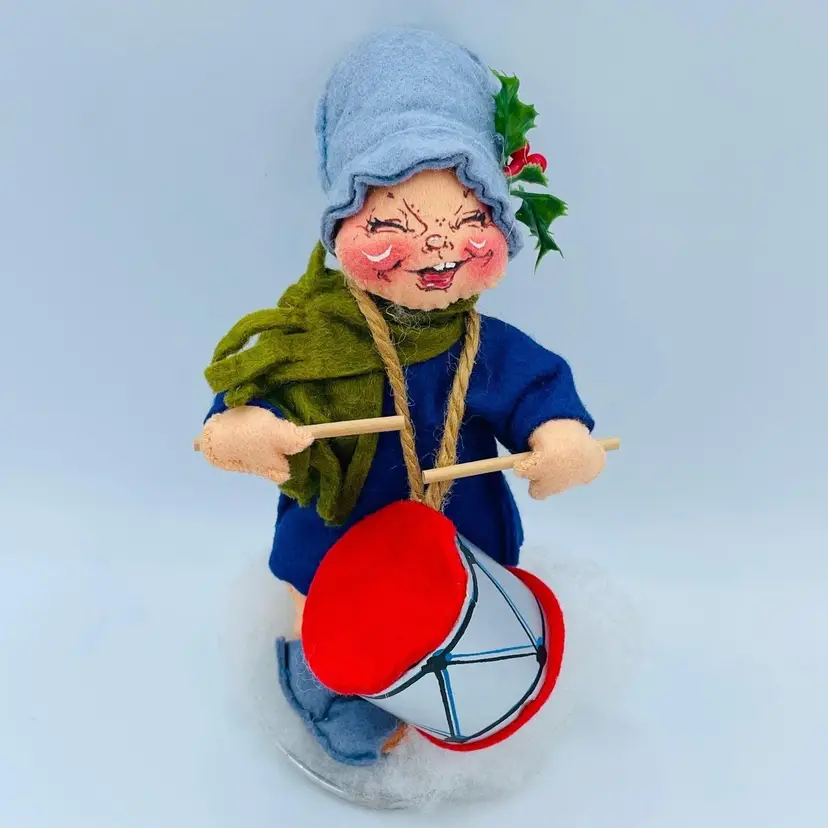 Annalee Vintage Christmas Drummer Boy Doll 7" w/ Scarf & Holly