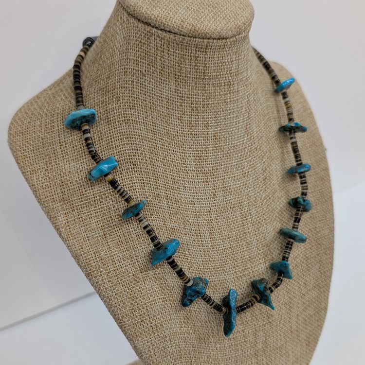 Vintage Santo Domingo Sterling Heishi Turquoise Tab Nugget Beaded Necklace 17”