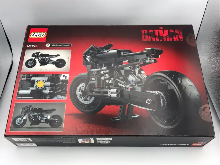 LEGO Technic 42155 The Batman Batcycle. BRANDS NEW/SEALED/IN HANDS