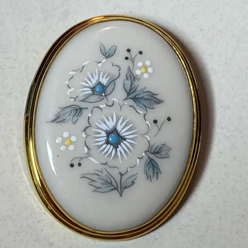 Lenox Windsong Floral Porcelain Brooch Pendant 12kt Goldfilled 2”