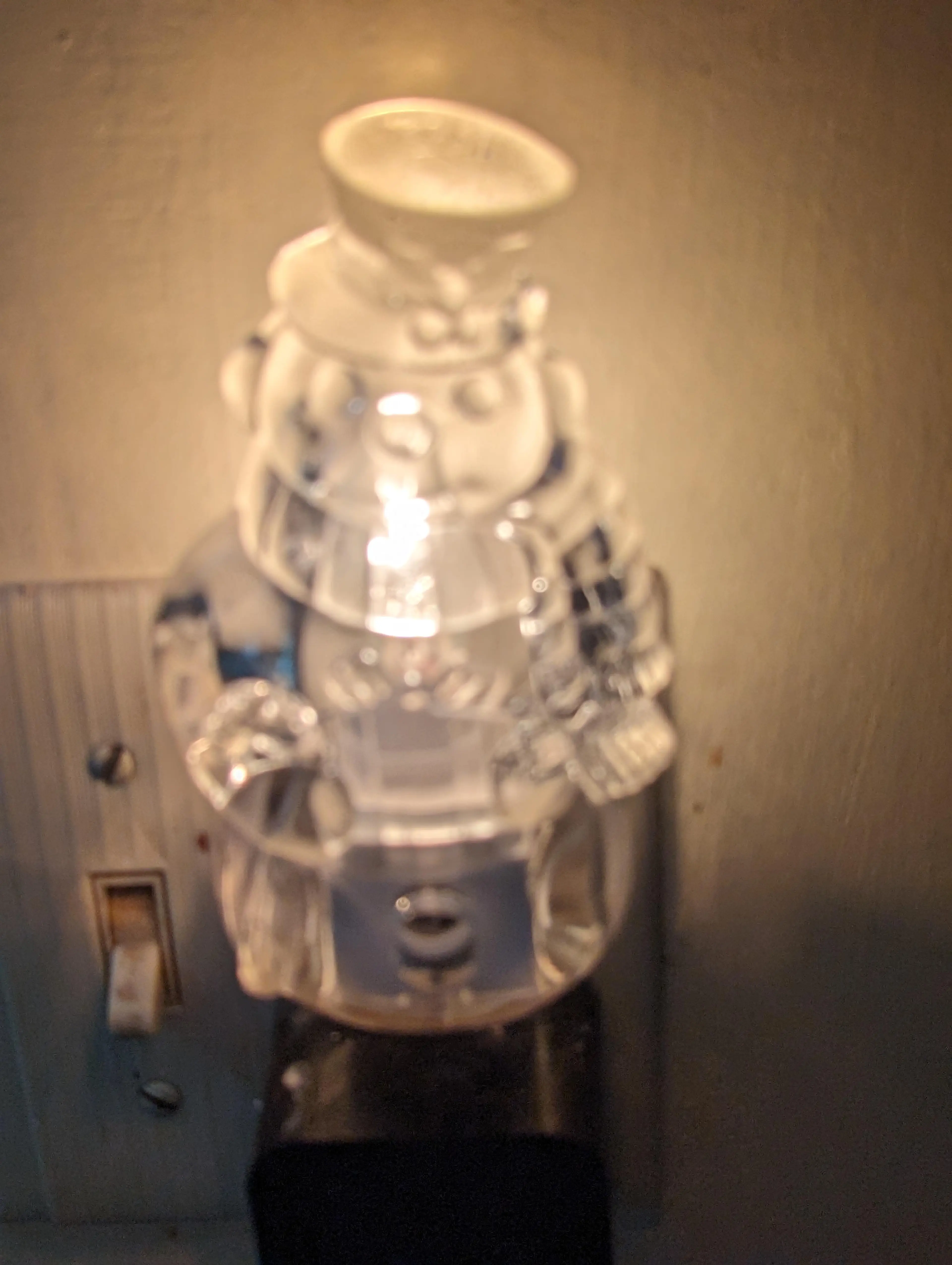Image 4 of 8