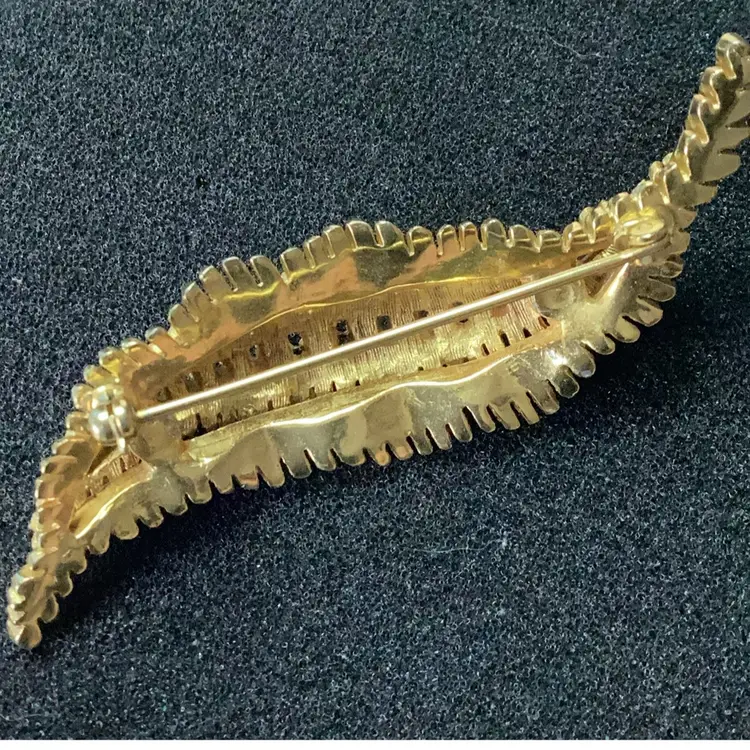 Gold Tone Brooch Green Glass Stones Approx 3” Unsigned