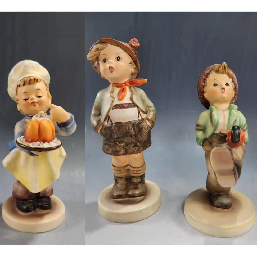 Set of 3 Hummel Figurines #128 The Baker 1972, #109/0 The Happy Traveler & #95 Brother