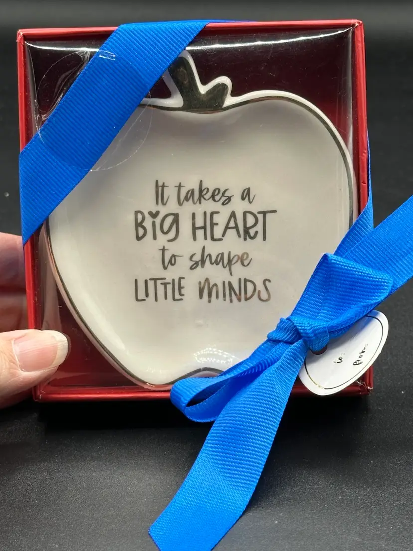 Apple Shape Trinket Dish Teacher Appreciation Day Gift Takes A Big Heart...