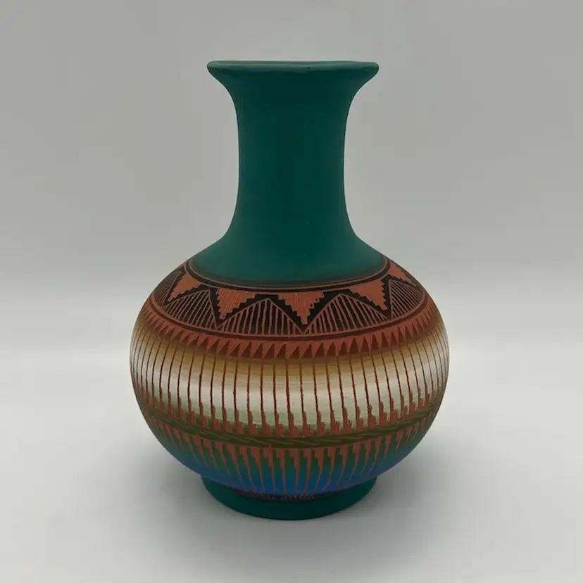 Vintage Navajo Etched Redware Vase Signed Em Dine ‘02 Blue Green White