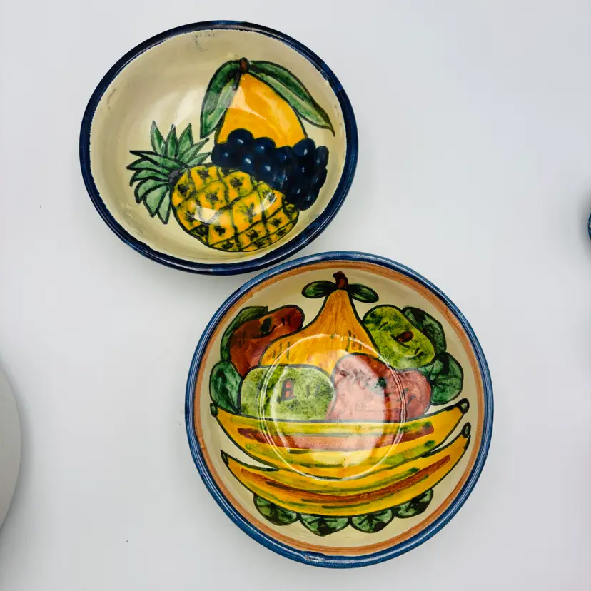 Mexican Talavera Pottery Set of 2 Fruit Bowls Folk Art Amora Handpainted