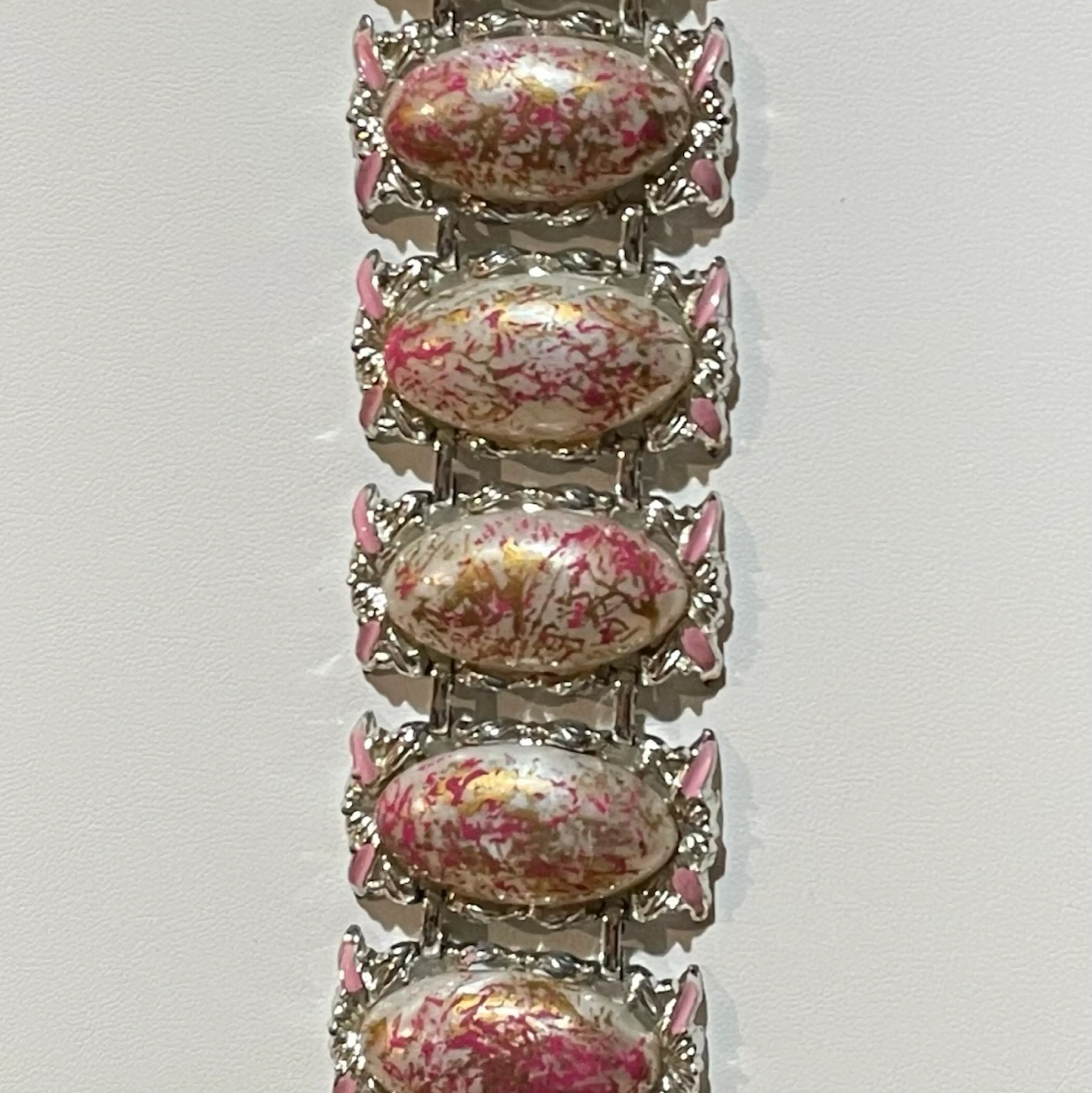 Image 2 of 8