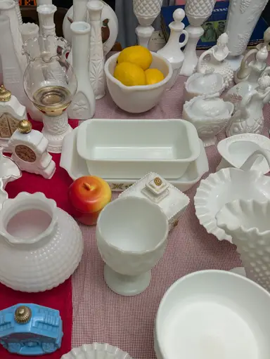 Milk Glass Monday round 2