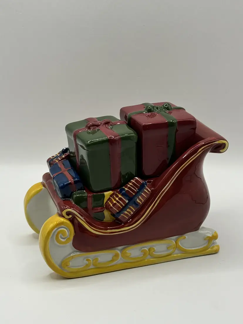 Vintage Hand-painted Ceramic Christmas Sleigh with Presents Salt & Pepper Shakers, Festive Holiday Decor, By David Carter Brown, Made In Sakura, Japan