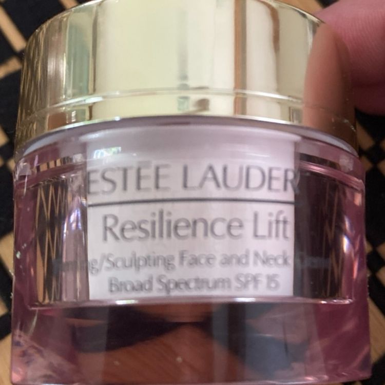 Estee Lauder Resilience Lift Firming/Sculpting Face & Neck Creme .5 oz NWOB SPF 15