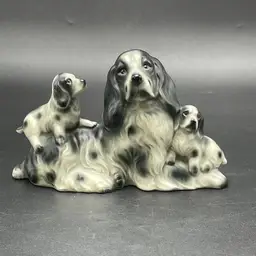Cocker Spaniel Dog Mother Puppies Ceramic Figurine Black and White Vintage