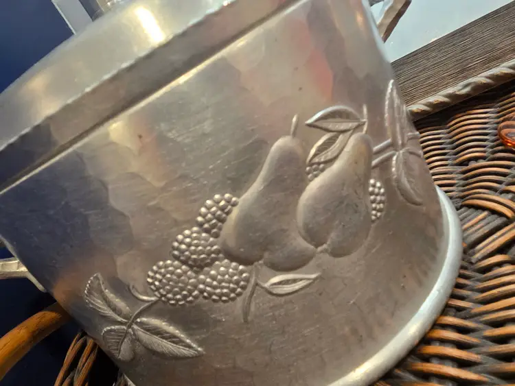 Everlast Aluminum Ice Bucket