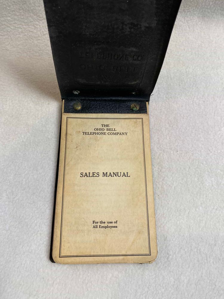 Vintage 1930's 'The Ohio Bell Telephone Book Sales Manual' (V285)