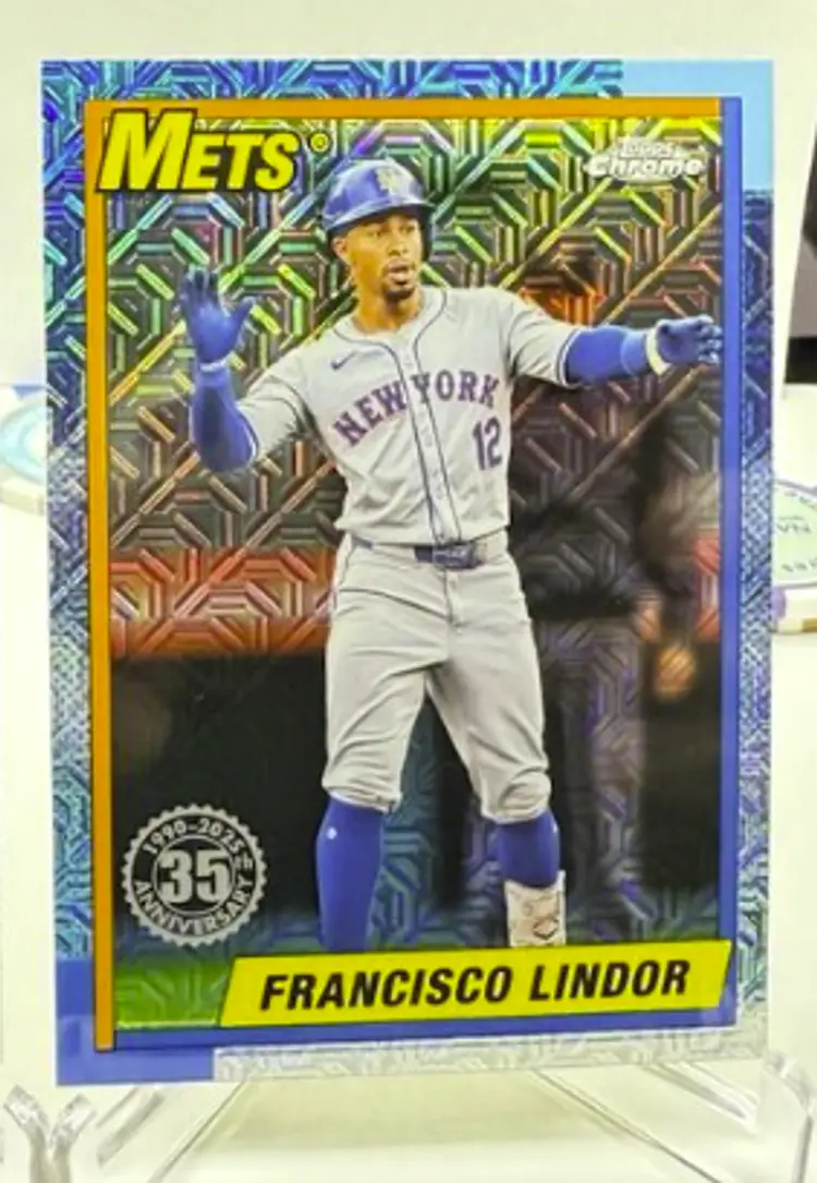 Francisco Lindor New York Mets 3 Card Baseball Lot - 2025 Topps Chrome Silver Pack Mojo #T90C-11 - 2024 Bowman's Best Refractor #42 - 2025 Topps Grapefruit League #TG-11