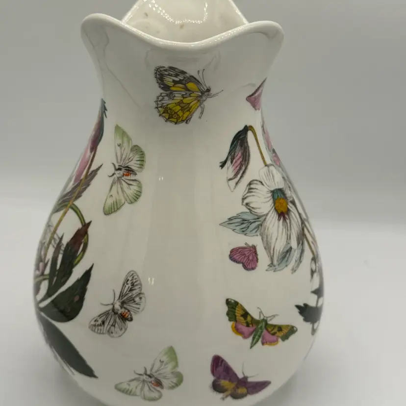 Portmeirion Botanic Garden Water Pitcher Christmas Rose & Butterflies 9” VTG EUC
