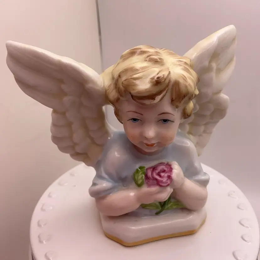 POW3 Ceramic Angel Holding a Rose 3.75”T x 4”