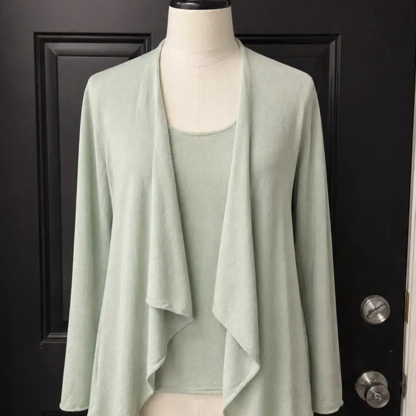Eileen Fisher Plus Size 1X Light Green Twin Set Shell and Cardigan Knitwear
