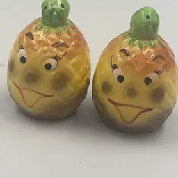 Pucker Up, Buttercup - Vintage Pineapple Salt & Pepper Shakers - Googly eyed Cuties - DISCOUNTED VANP DEAL