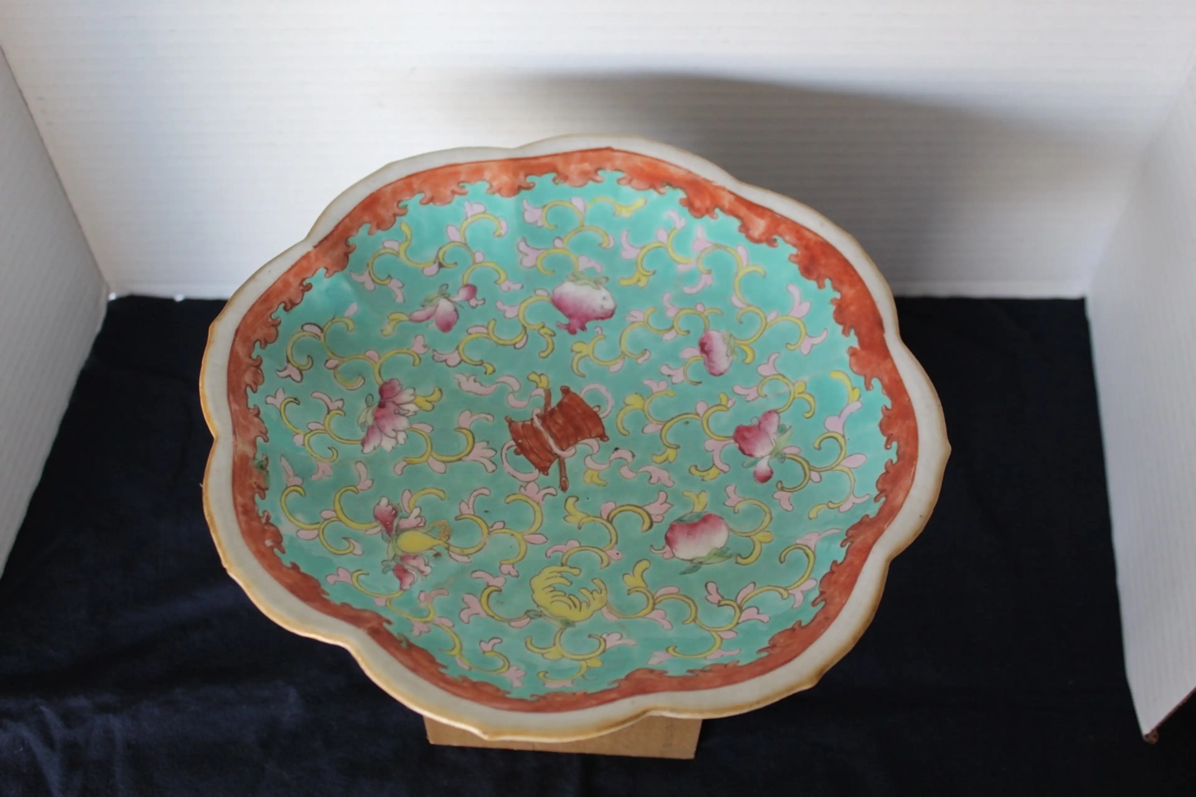 Image 1 of 6