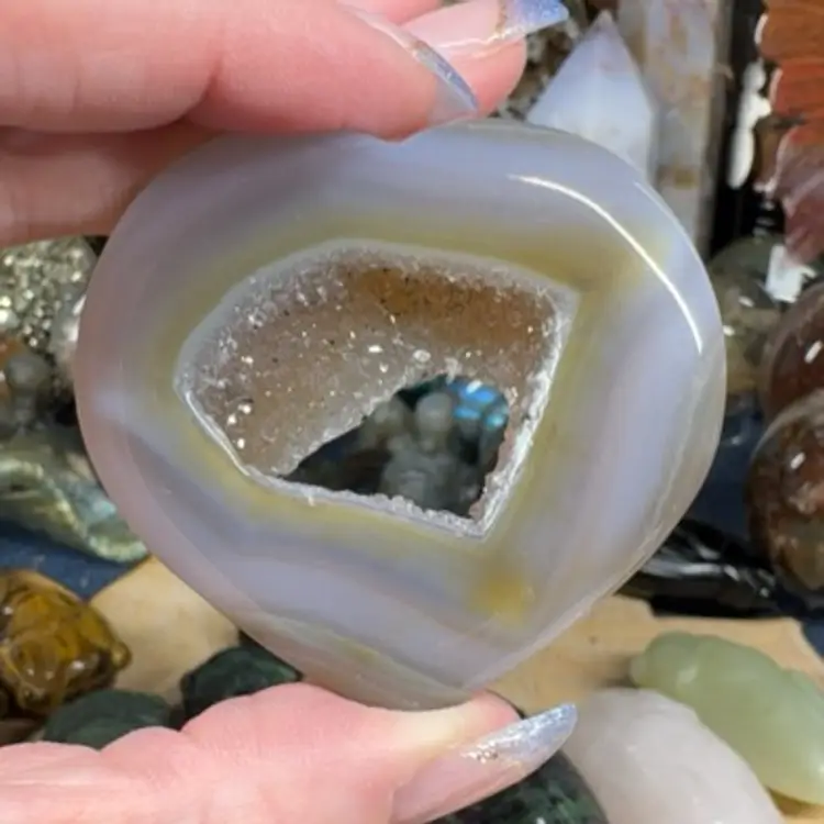 Druzy Agate Heart 10L