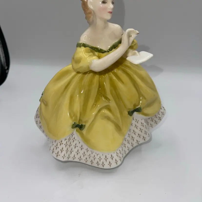 Royal Doulton THE LAST WALTZ  Lady Figurine Bone China England HN 2315 Date 1965