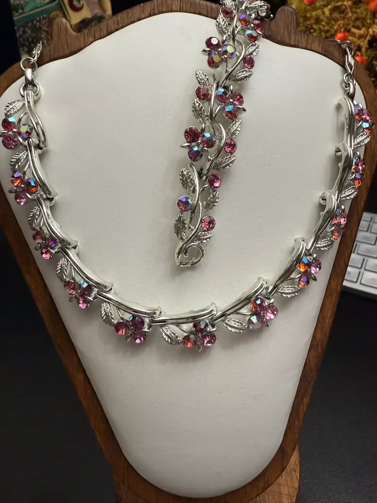 Vintage Silver Tone Lisner AB Crystal Necklace And Bracelet Set