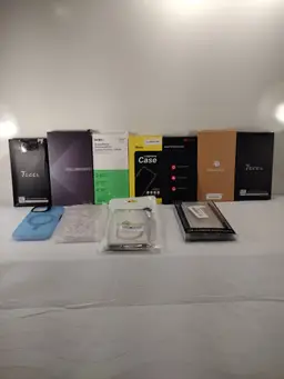 Smartphone cases LOT OF 11