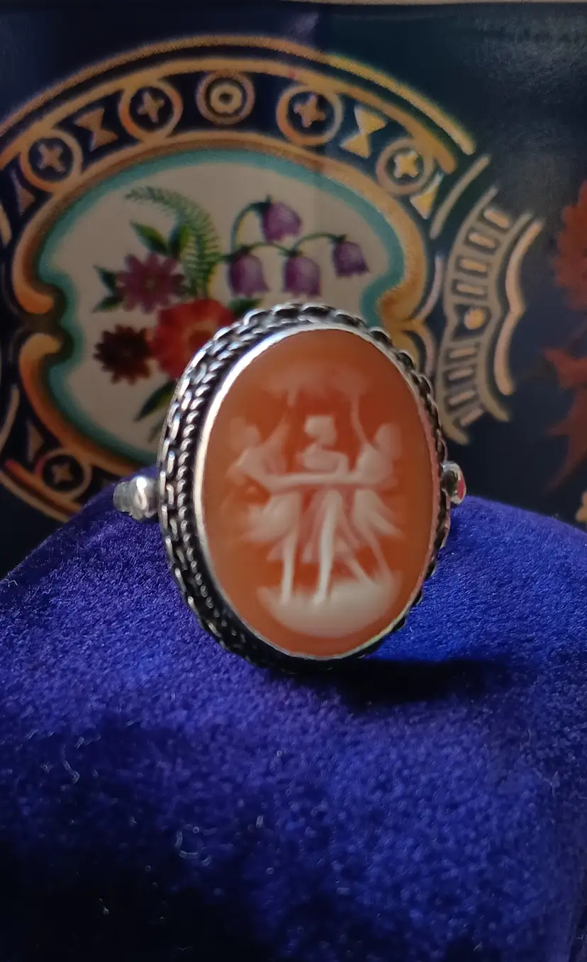 Vintage Sterling "3 Fates" Cameo Ring