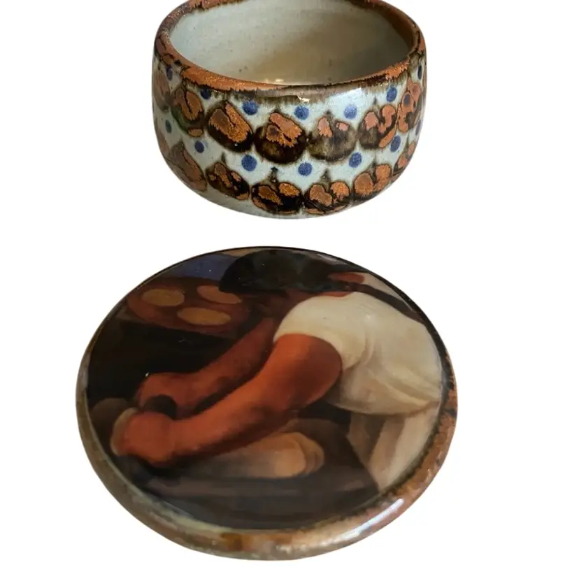 Tonala Mexico Handmade Small Dish W/ Lid. Beautiful Art Work.