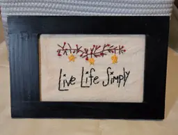 Handcrafted 'Live Life Simply' Embroidered Art