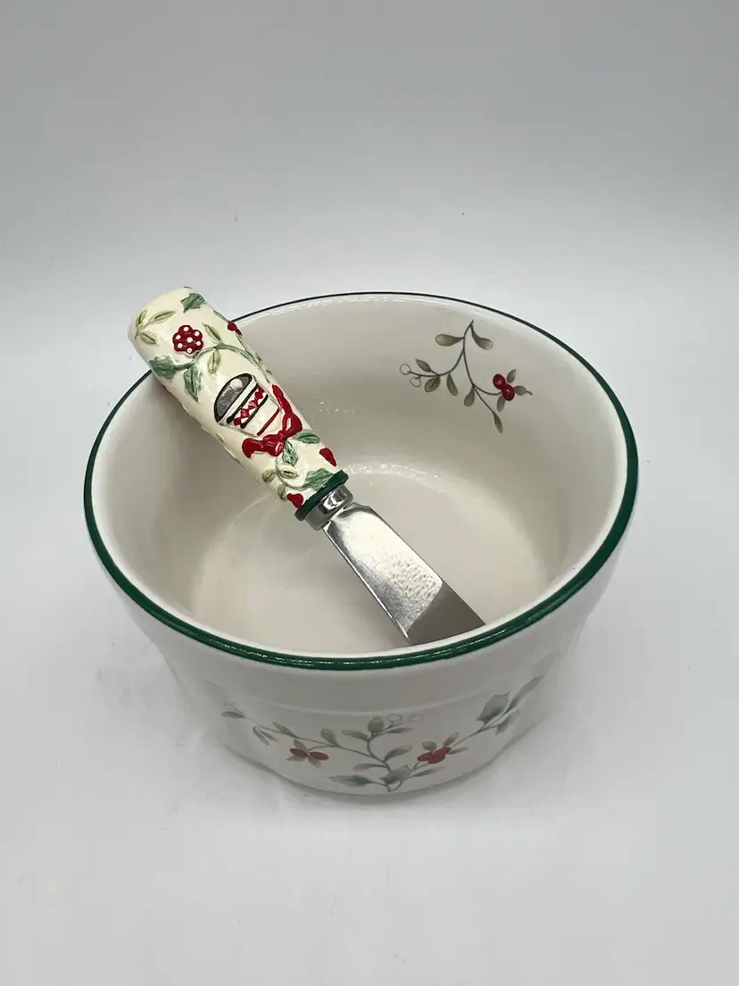 Pfaltzgraff Winterberry Dip Bowl & Spreader Serving Set