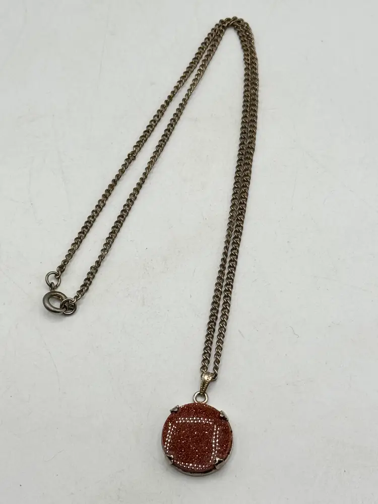 Vintage sandstone stone pendant necklace