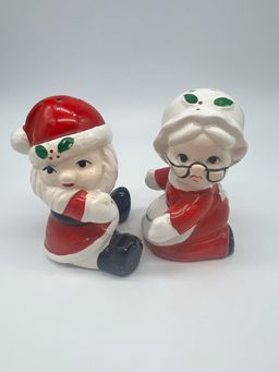 Vintage Ceramic Hugging Santa & Mrs. Claus S&P Set