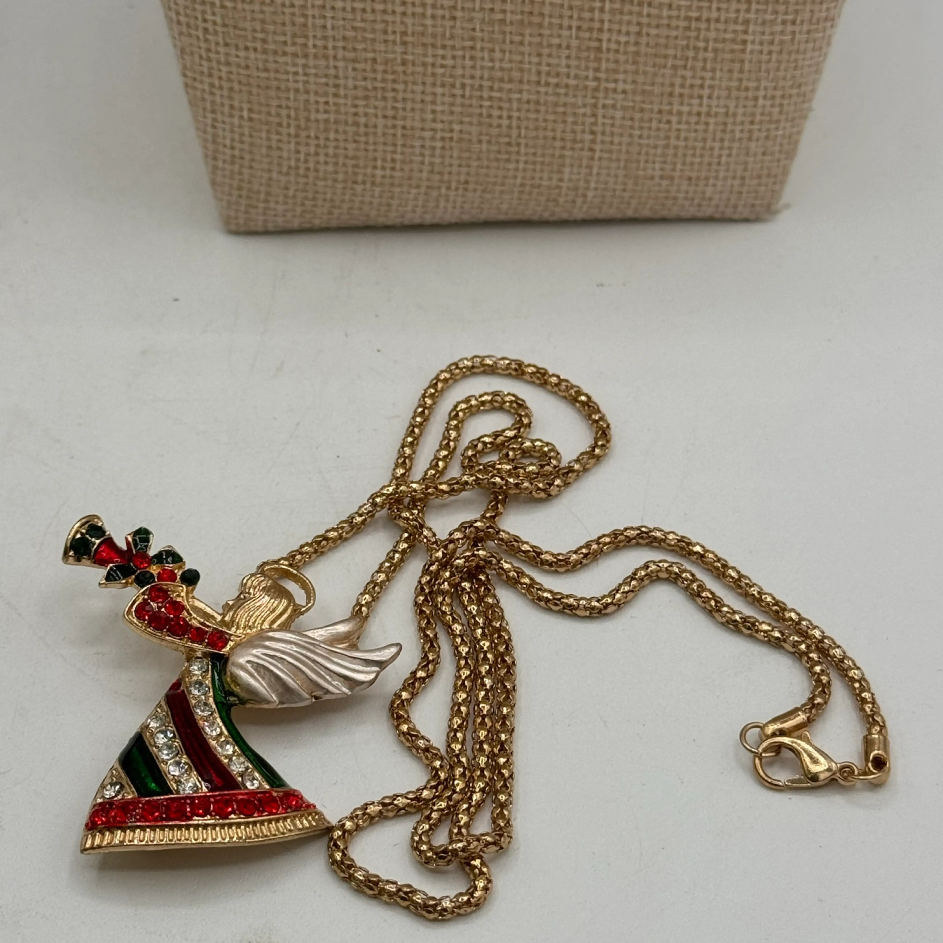 Image 4 of 6