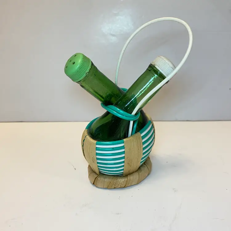 Chianti Bottle Nested Intertwined Salt & Pepper Shakers Green Glass Straw