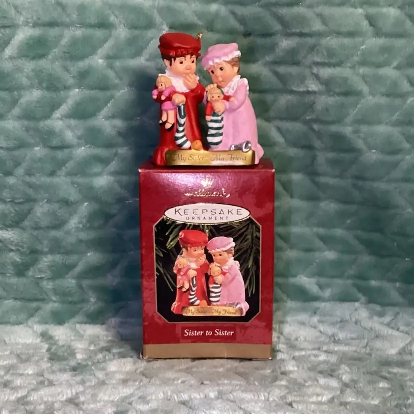 1999 Hallmark “Sister To Sister” Keepsake Ornament In Original Box