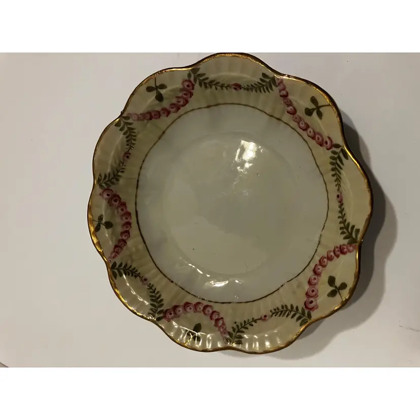 Japan trinket or Candy dish