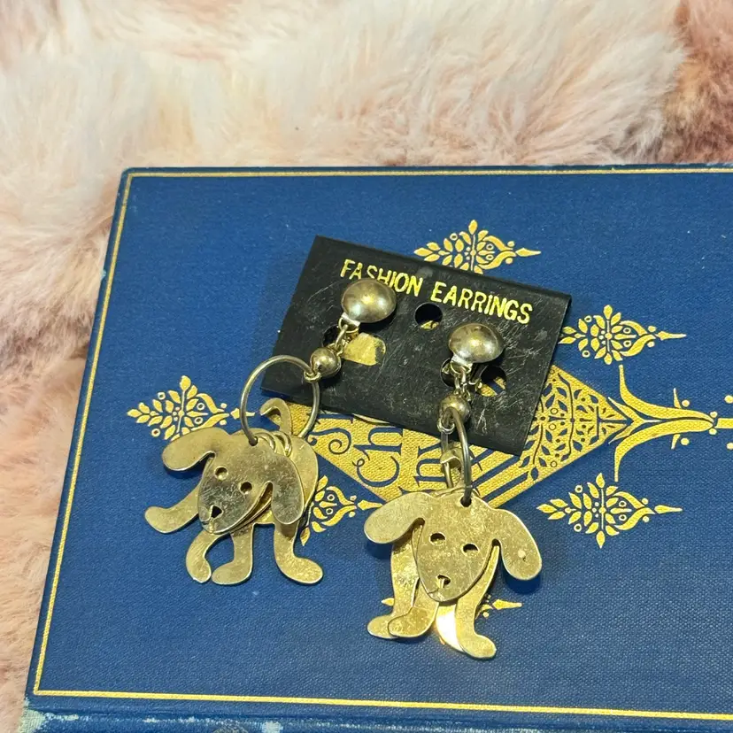 Vintage Layered Dog Clip On Earrings