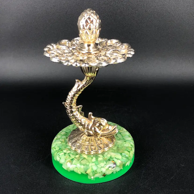 Vintage Green Lucite with Shells & Metal Sea Dragon Jewelry Holder