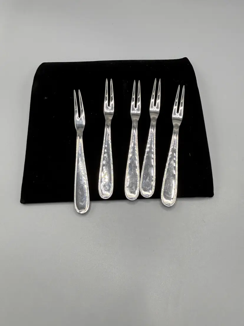 Set of 5 Durinox Cake forks